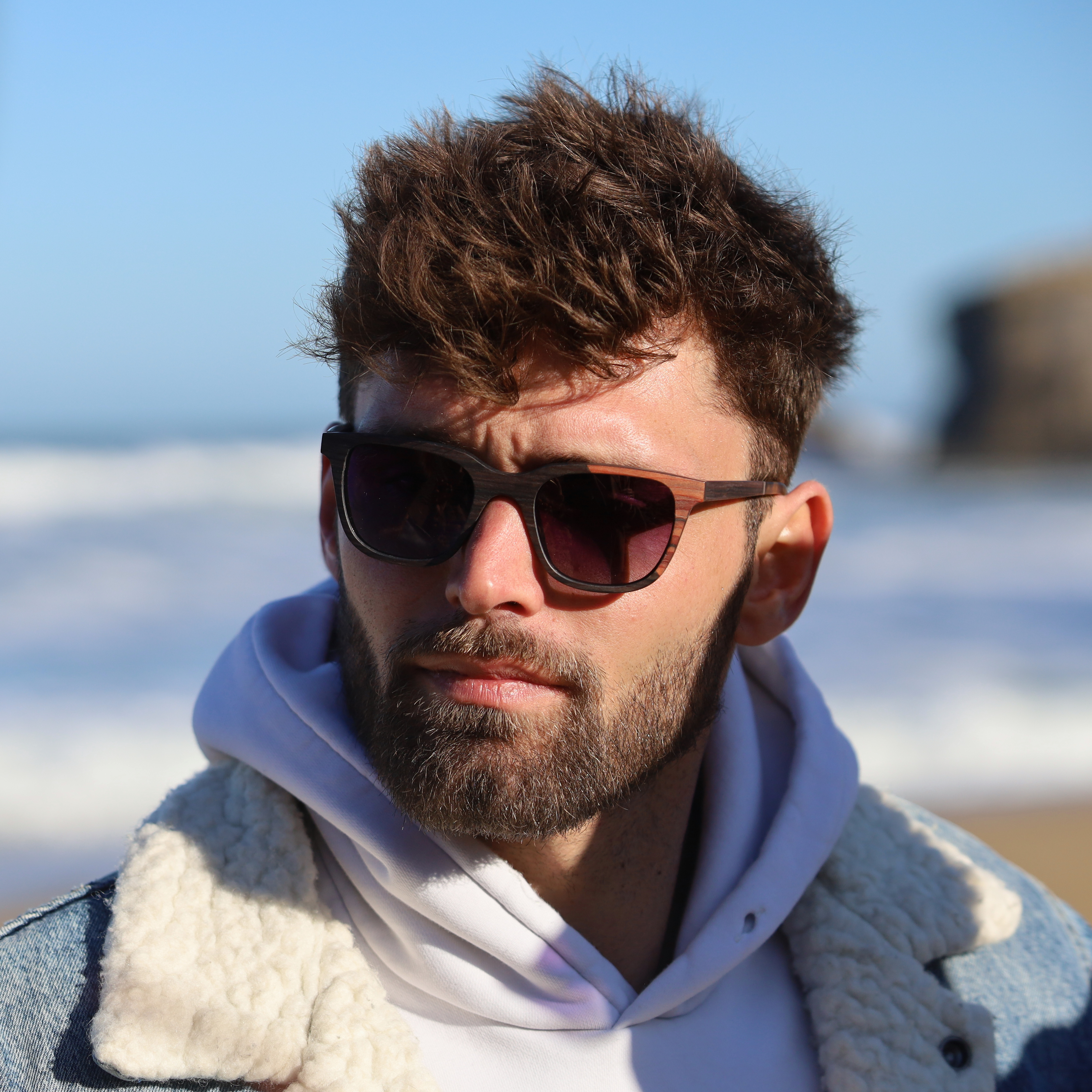 Lunettes de soleil en bois pour femmes et pour hommes olatu 