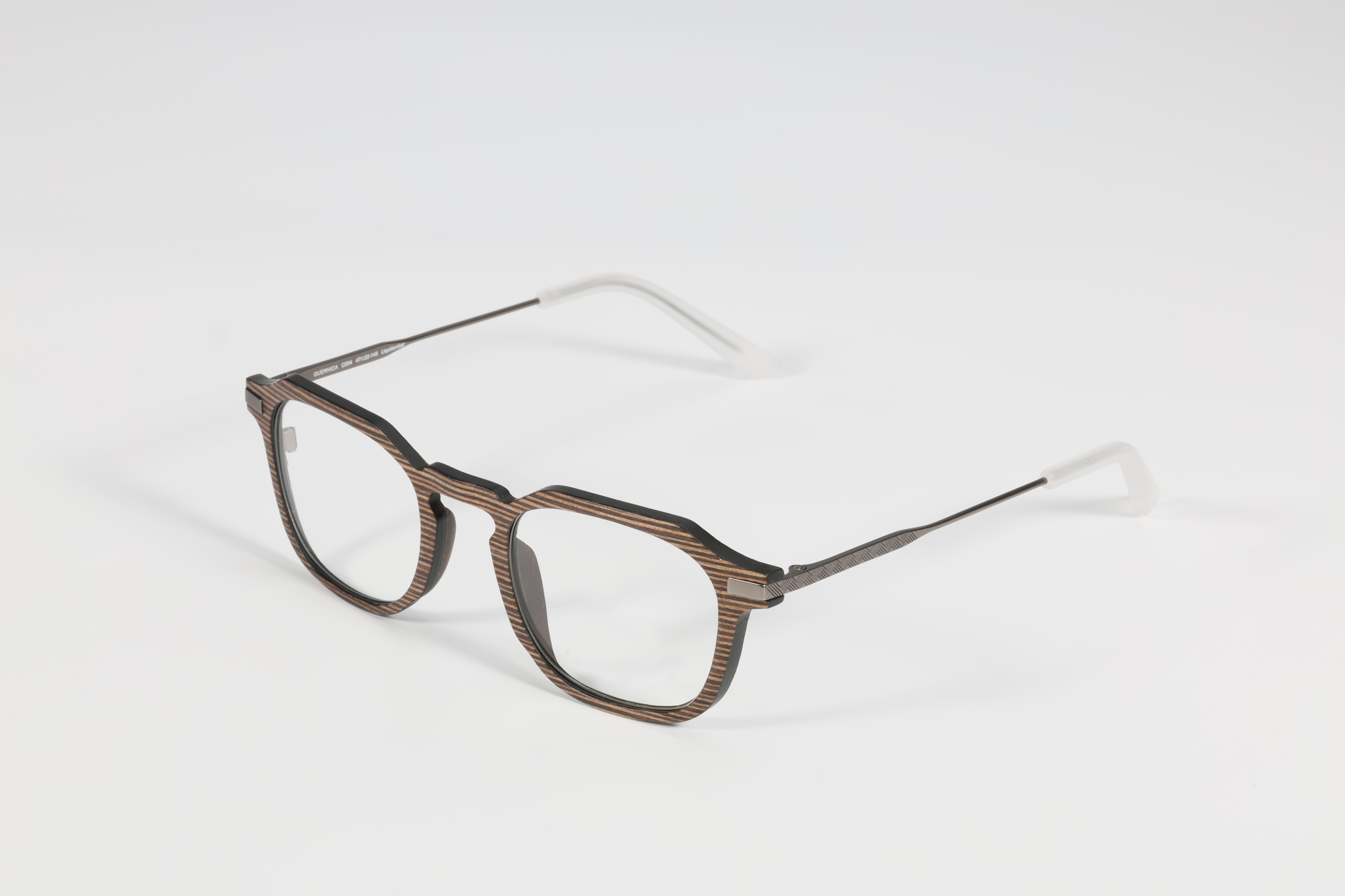 Lunettes de vue en bois d ébène et Liquidambar - Collection JANV 2024 GUERNICAC004