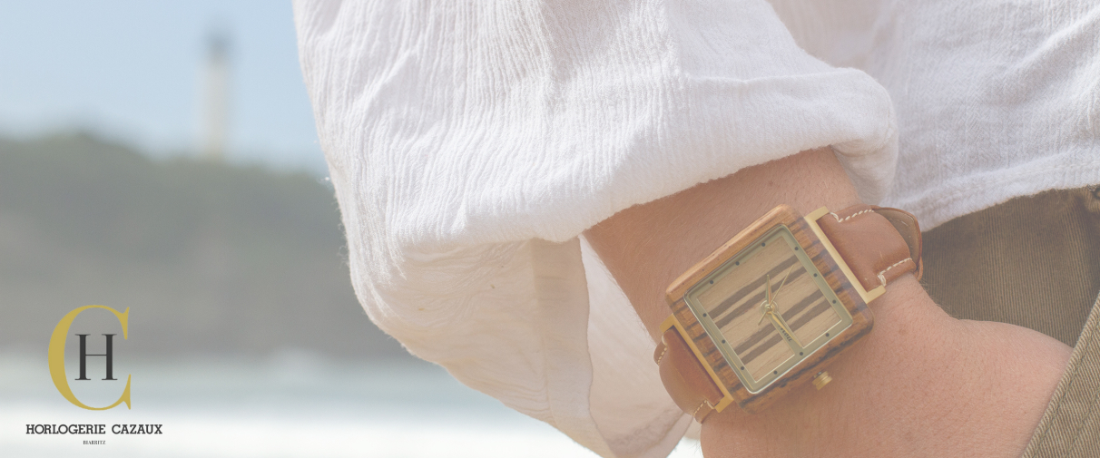 Nos montres en bois en vente à Biarritz !